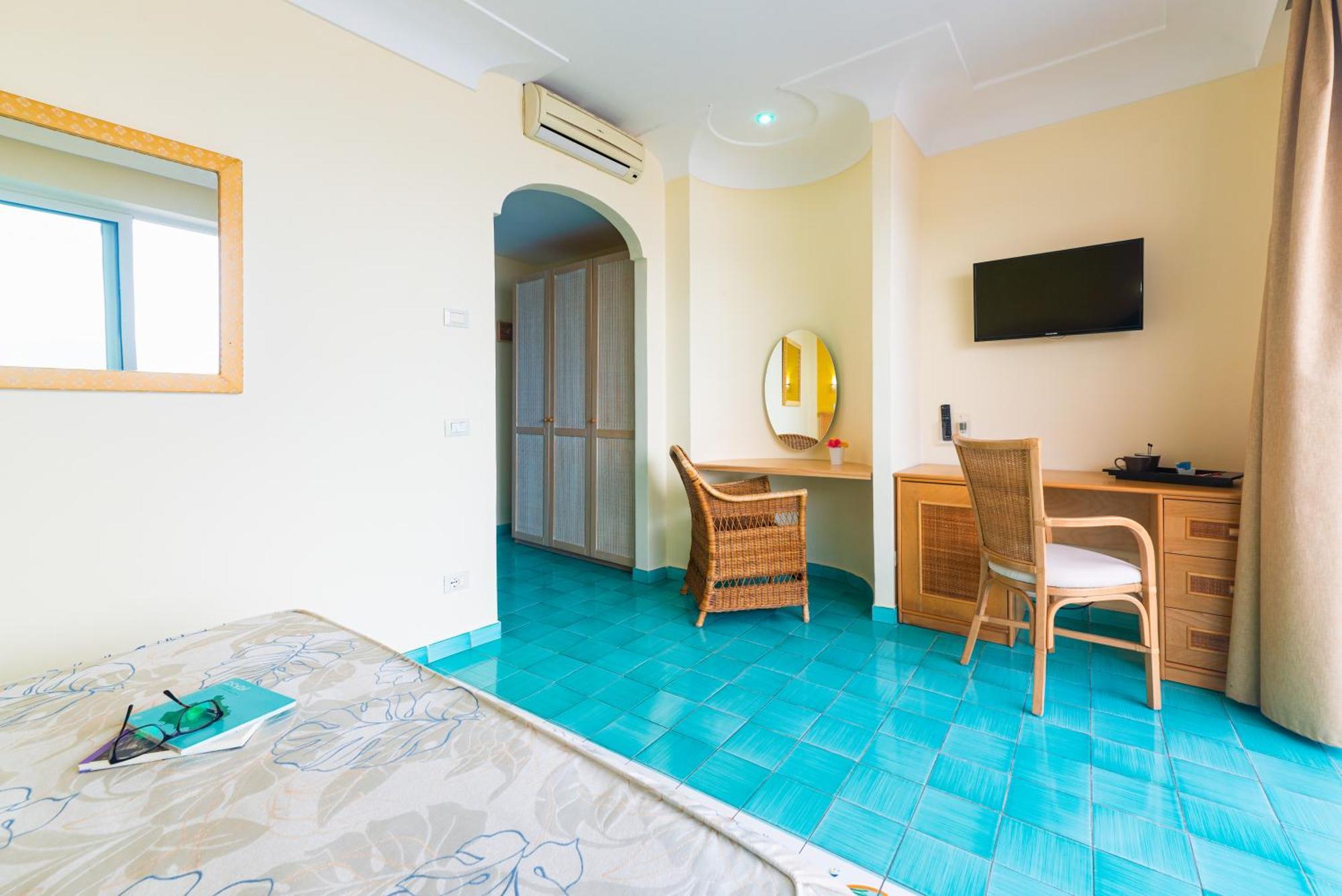 Hotel Terme Zi Carmela Форио Экстерьер фото